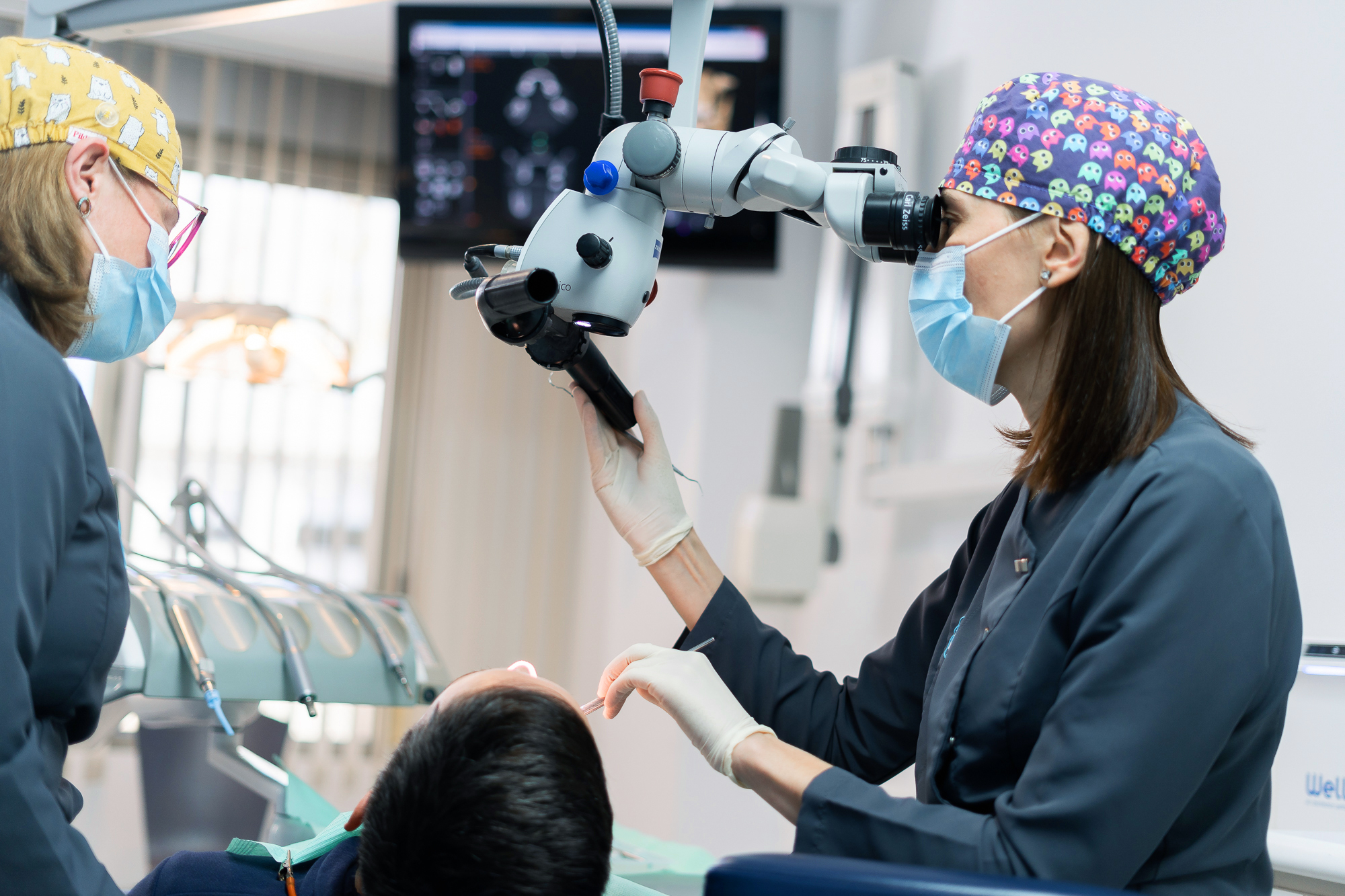 Microscopio en odontología